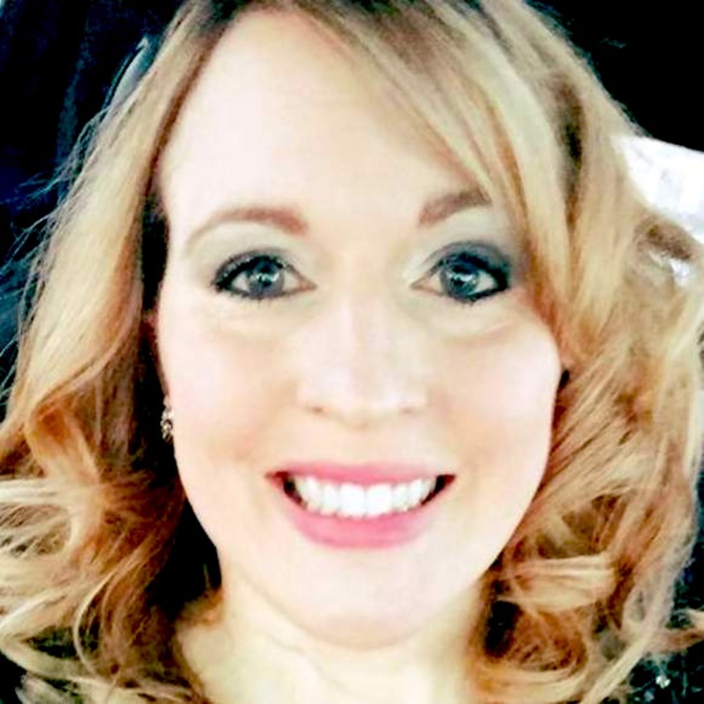 Meet your Posher, Leigh